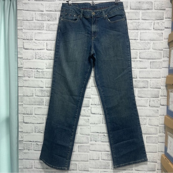 Tommy Hilfiger Denim - Tommy Hilfiger Classic Mid Rise Bootcut Mid Rise Jeans NWT 8